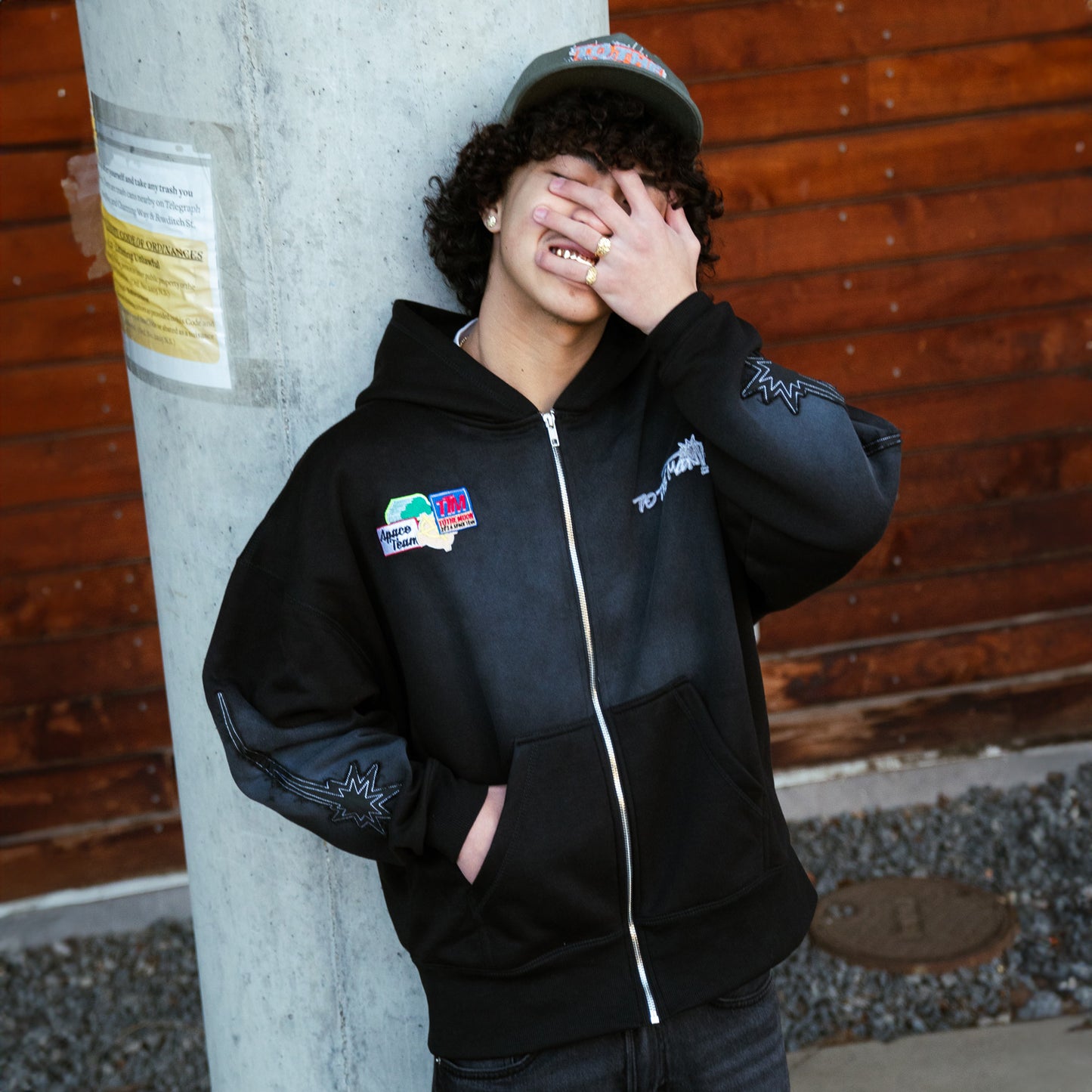 BLACK SUN-FADED ZIPUP HOODIE