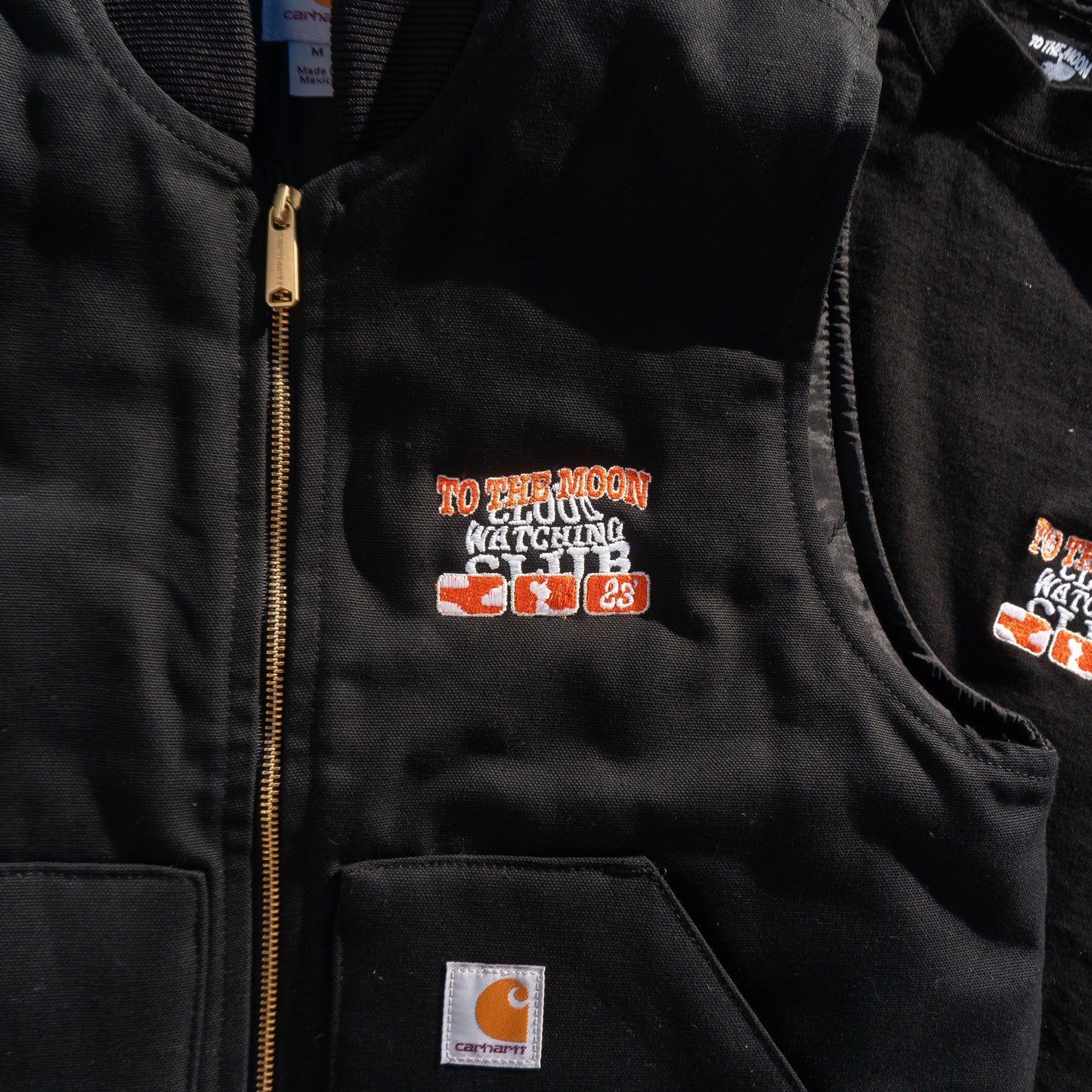 TO THE MOON 'CLOUD WATCHING CLUB' CARHARTT VEST - BLACK