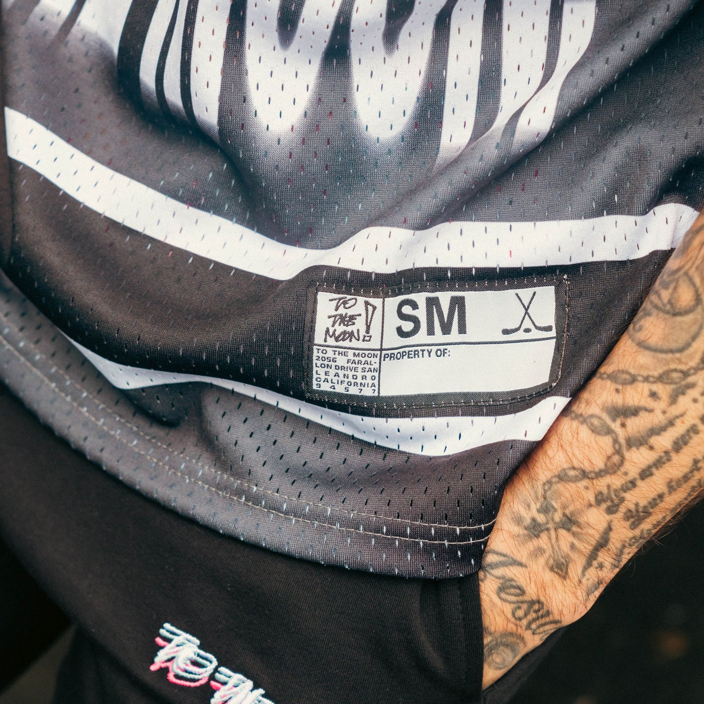 TO THE MOON "STREET HOCKEY" JERSEY - FADED BLACK